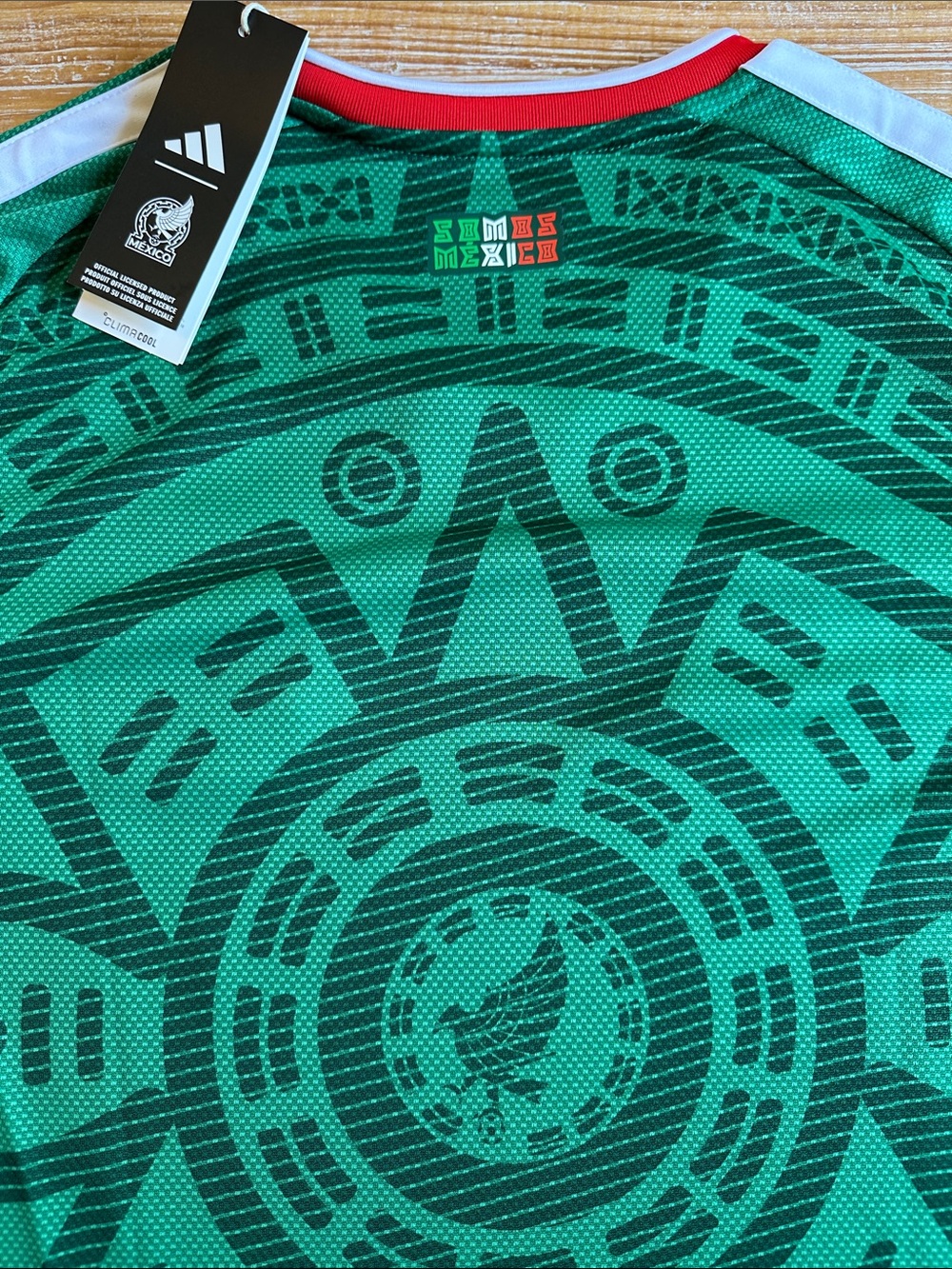 Adidas Mexico Green Soccer Jersey with Red-Trim Collar - Picture 5 of 6